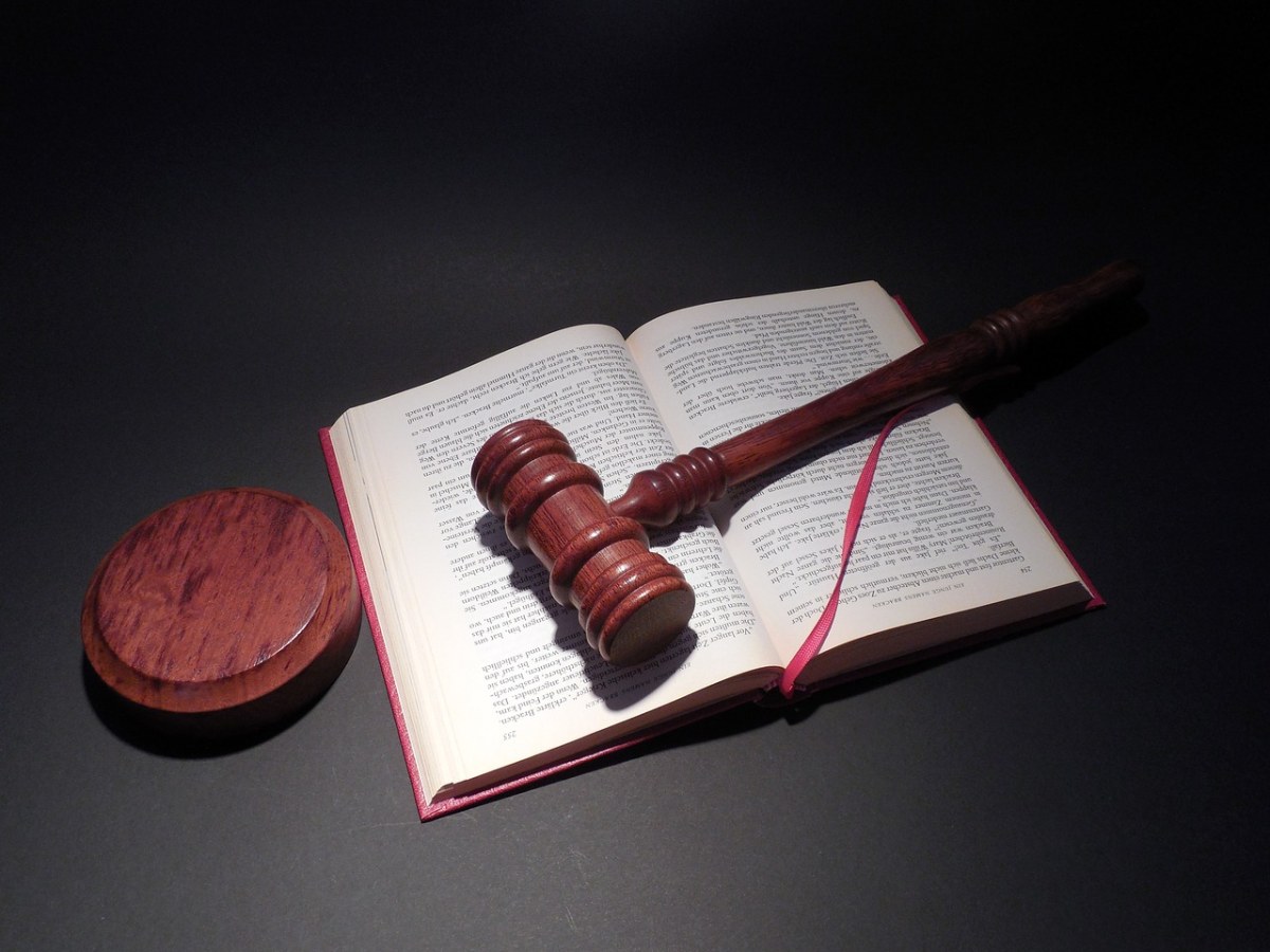 民事欺詐和刑事詐騙的區(qū)別_刑事判完民事單獨訴訟有效期_刑事訴訟民事訴訟行政訴訟的區(qū)別